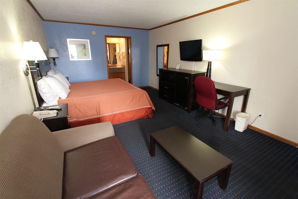 Days Inn Kansas City-Worlds Of Fun Εξωτερικό φωτογραφία