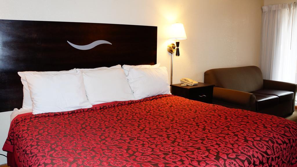 Days Inn Kansas City-Worlds Of Fun Δωμάτιο φωτογραφία